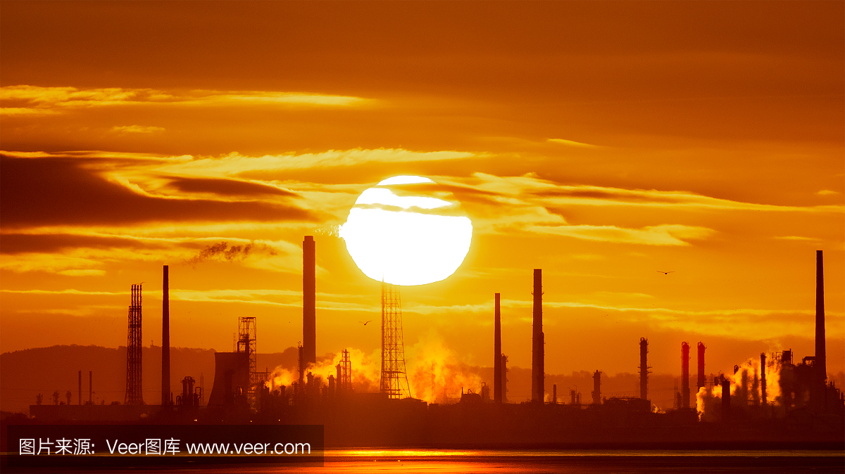 全球变暖概念Stanlow炼油厂Wirral